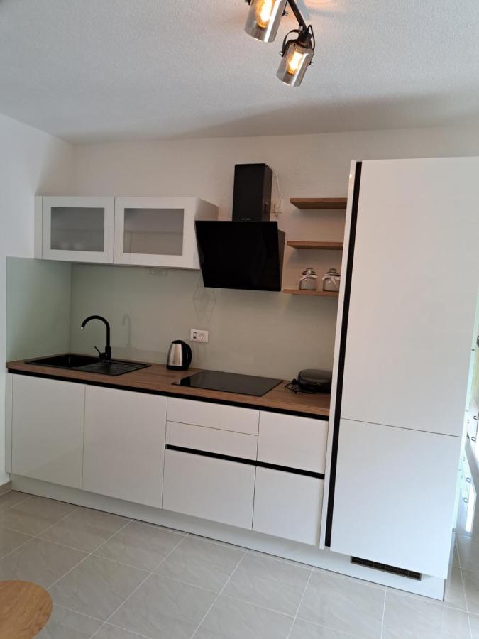 Apartman Polegubic Биоград на Мору Екстериор снимка