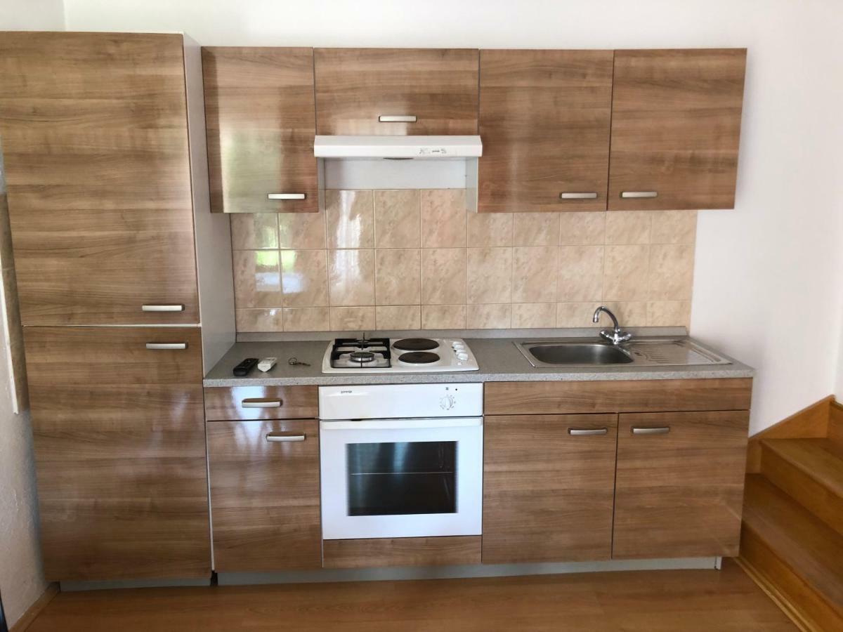 Apartman Polegubic Биоград на Мору Екстериор снимка