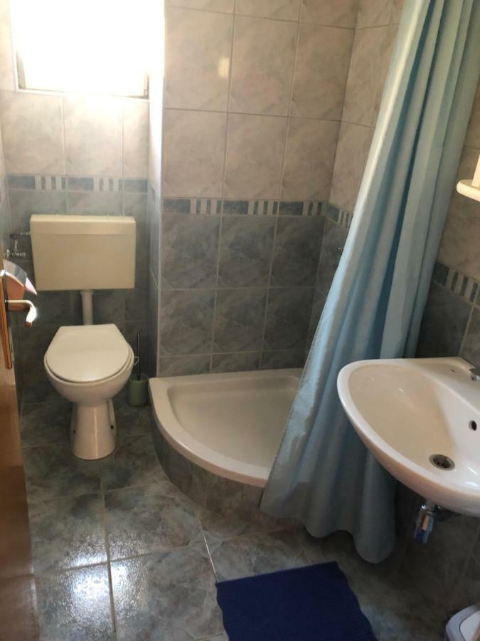 Apartman Polegubic Биоград на Мору Екстериор снимка